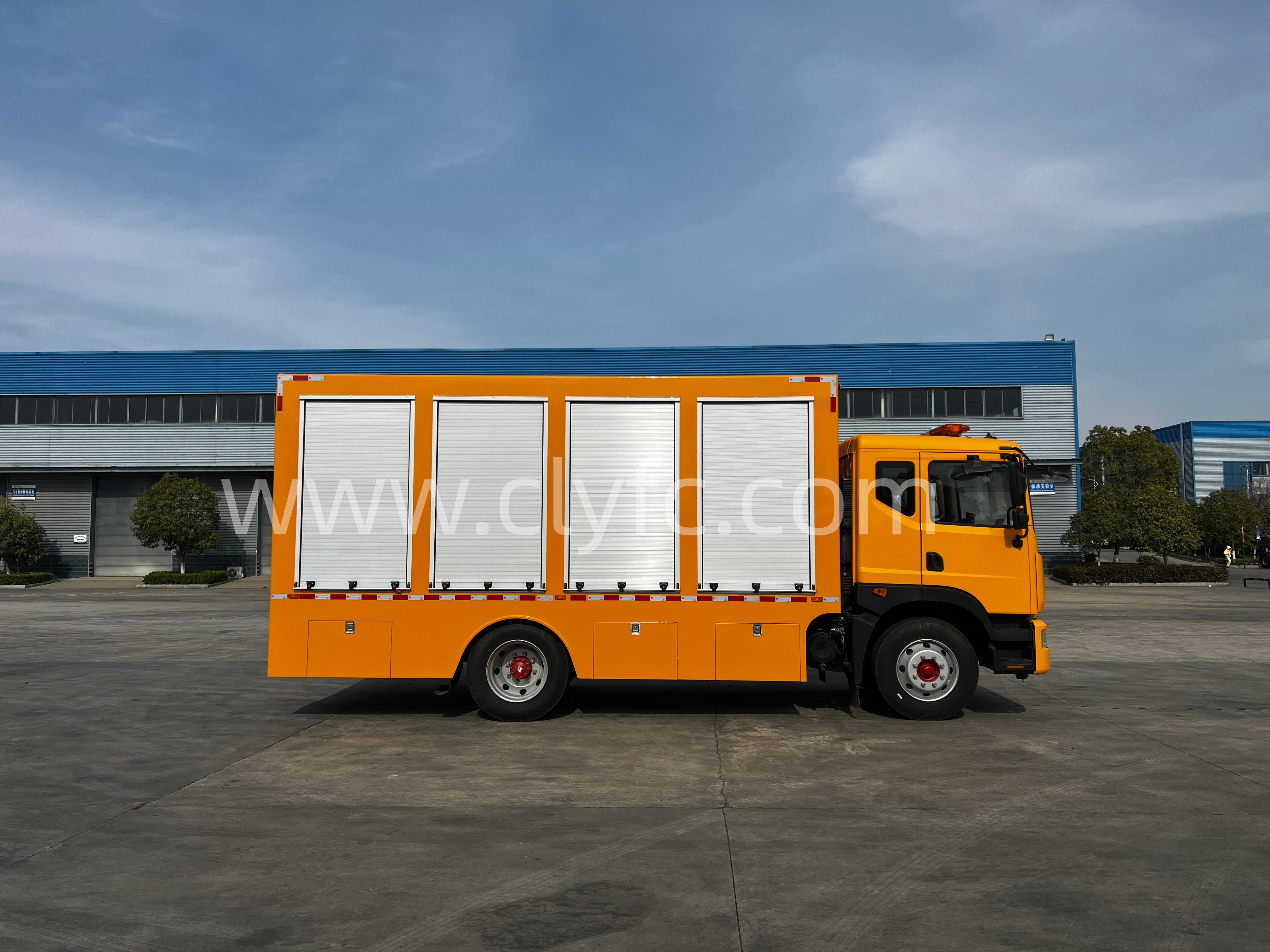 龙吸水排涝车3000 产品参数表 - 侨龙官网