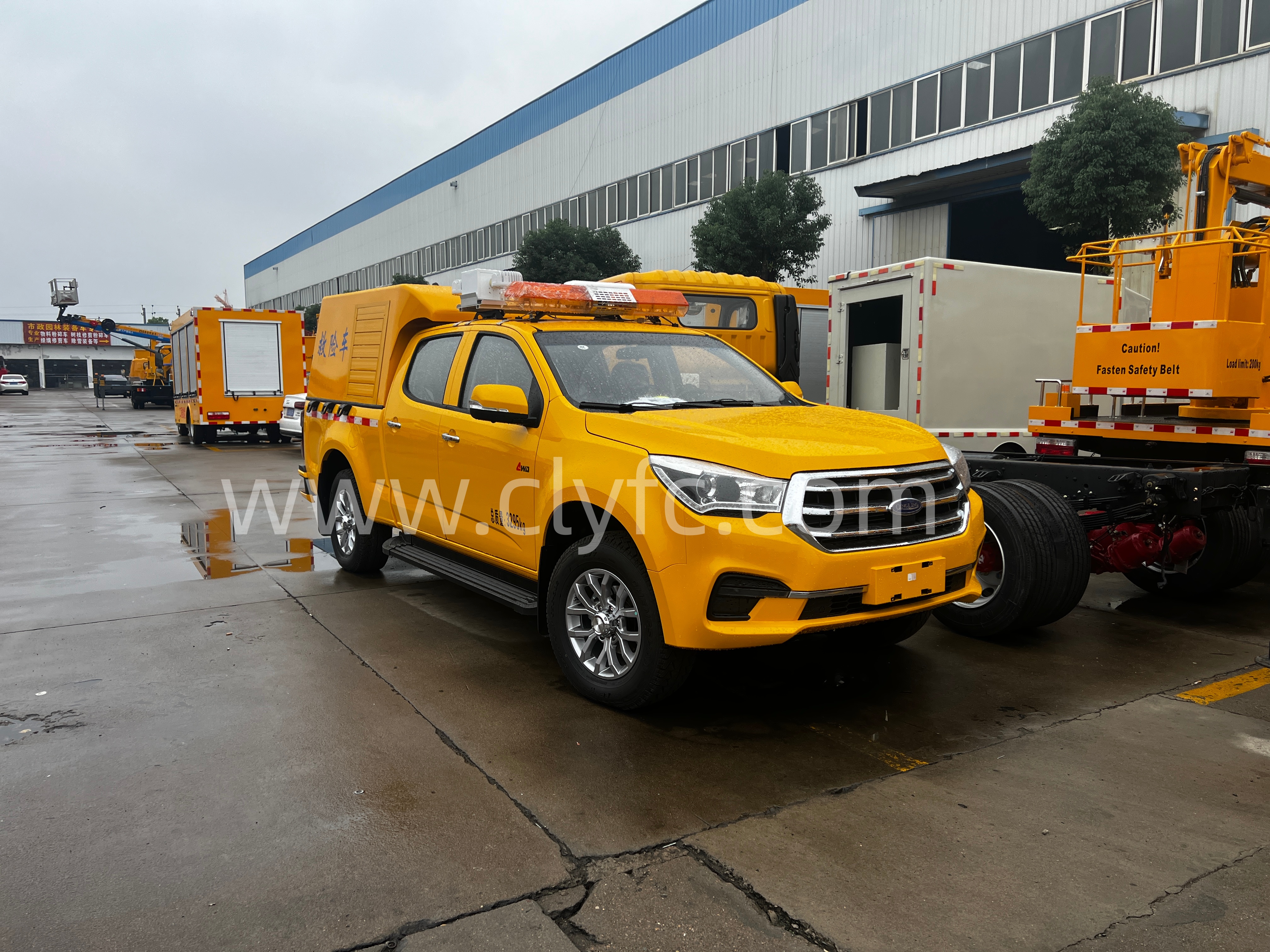 龙吸水排涝车选型指南：底盘、排水量与实用配置分析