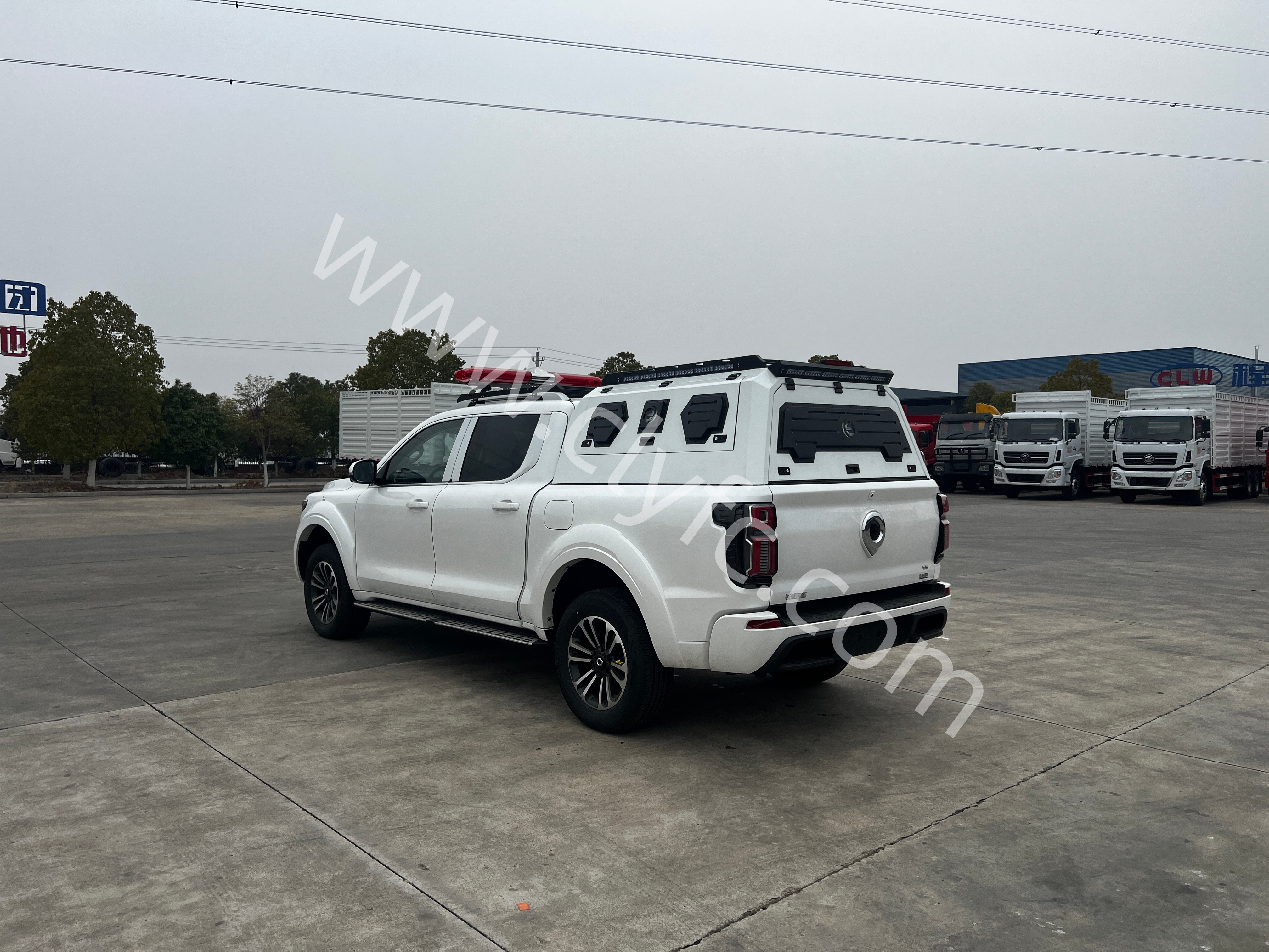 东风底盘消防指挥车配置参数详解